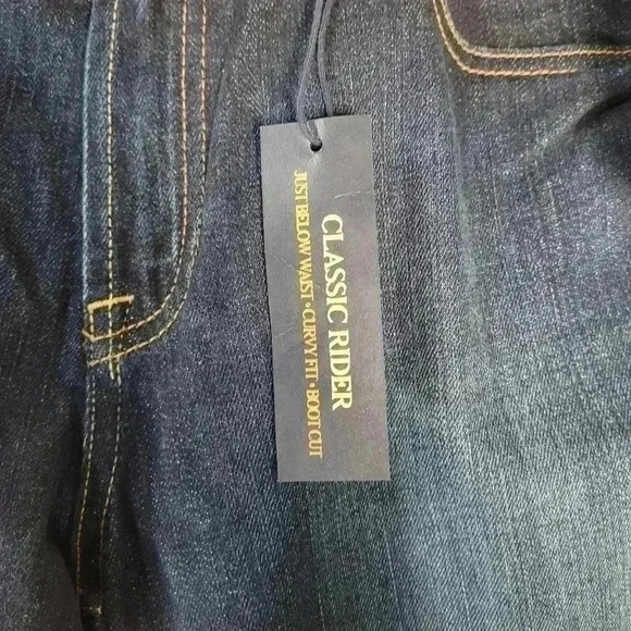 Lucky Brand Classic Rider Relaxed Fit Bootcut Blue Jeans size 12/31 X 32 NWT - Picture 7 of 9